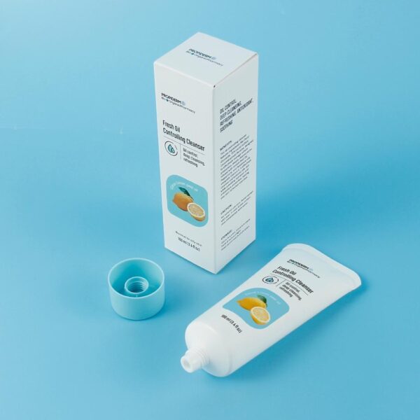 e6529b7b-b3b9-44f4-bba7-608e0694df85 Fresh Oil Controlling Cleanser